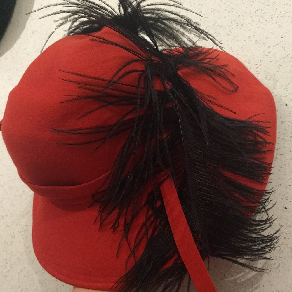 Beautiful bred hat🌸🍀🍀 - Picture 3 of 8